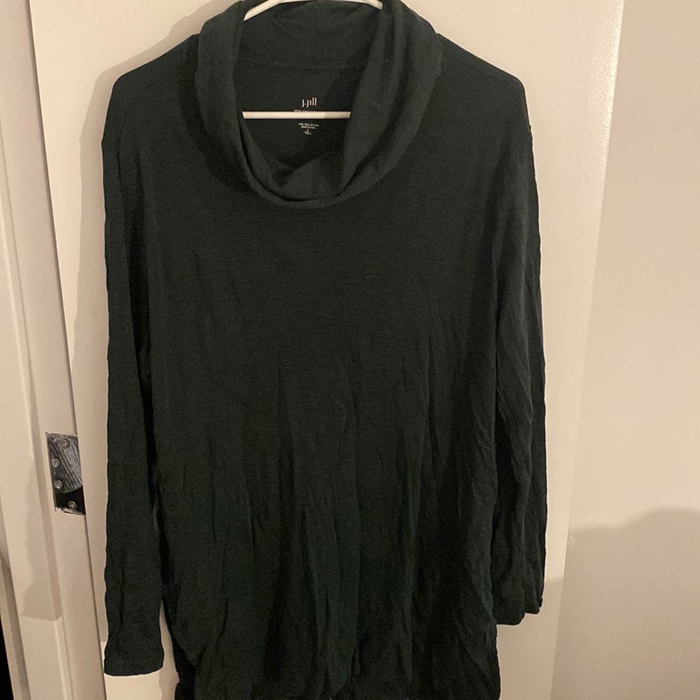 Dark forest green J Jill top